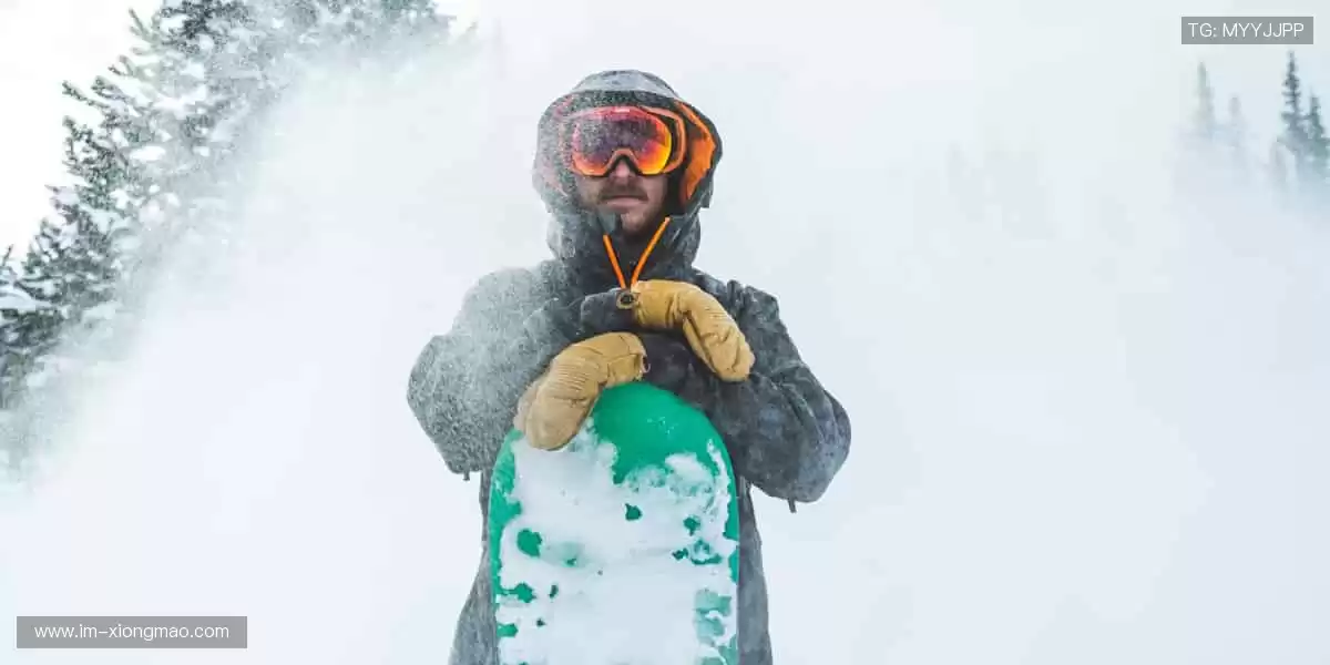 锁定屏幕，见证每一秒的心跳！📺 实时直播，与千万球迷同频共振！